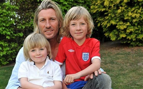 Robbie Savage off to tackle life in the media as curtain falls on Derby playing career