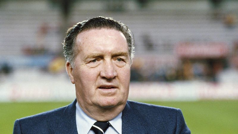 HLV Jock Stein – Đóng góp sự nghiệp cho bóng đá