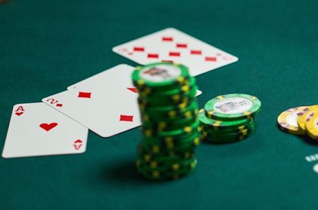 Chiến lược và mẹo chơi bài Stud Poker bảy lá | PokerTin tức