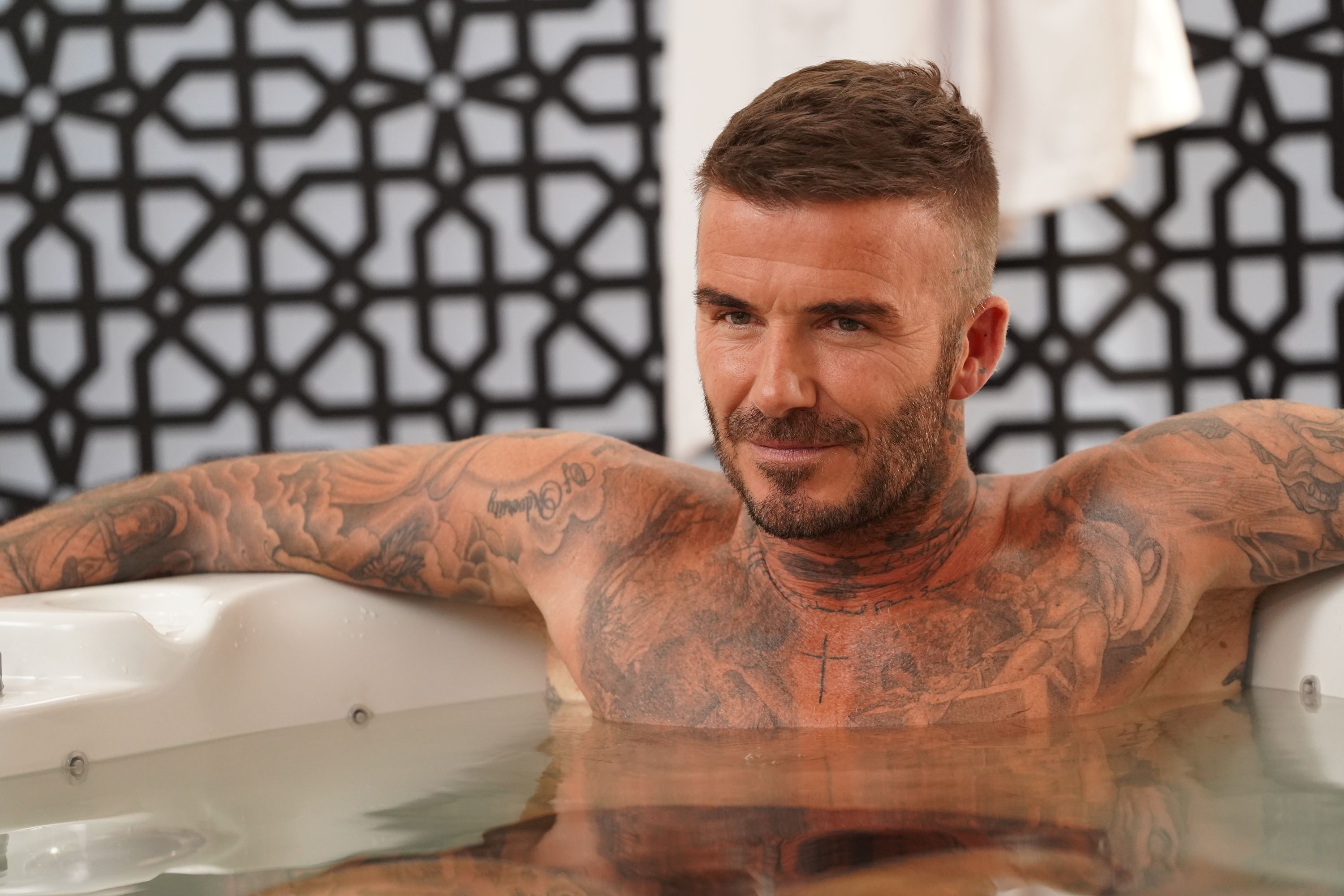 Giải thích ý nghĩa hình xăm của David Beckham - software4win.com